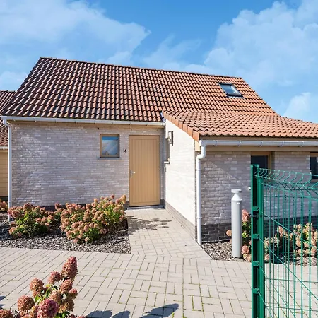 Cozy Polder House For Families