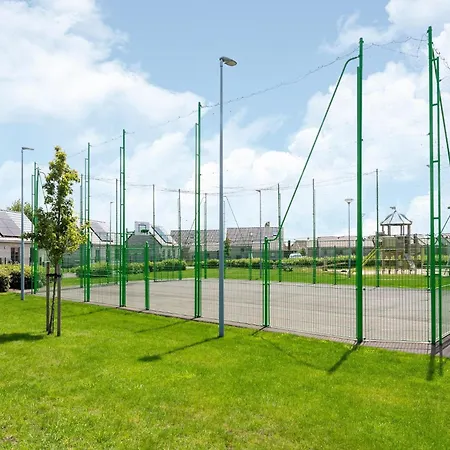 度假居 In With Garden